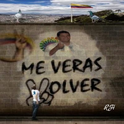Emelecista, Guayaco y Correista.
No se le puede pedir más a la vida.