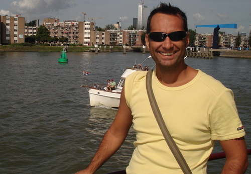 dragosakis's profile picture. 