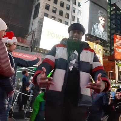 NeW YorK CitY Fly GuY🆕️🗽🌃
Rapper From Brooklyn🎧🎤🖥
Love 90's Vintage Movies,90's Vintage TV Shows,
Vintage Cartoons,Classic Rap & R&B In Da 90's