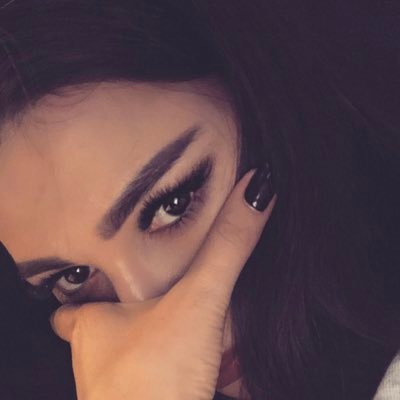 __hv27's profile picture. 