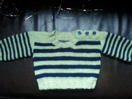 Just me, knitting. Clothes, toys, accessories, if it can be knitted (or possibly if it can't), I'll have a go. http://t.co/zm0aIGIHen