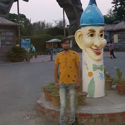 Shubham37174277's profile picture. 