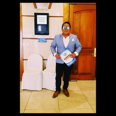 En la vida se lucha y se vence con sapiencia