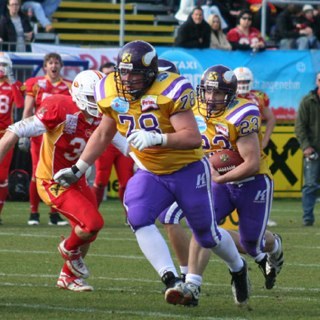 OL Coach for @viennavikings