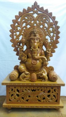 Best in class manufacturer of hand made Wooden Carvings/Statues for Home (Interior decors, Main Door, Puja Door, Wall Panels), Temple (Cars,Ratham,Vahanas) etc.