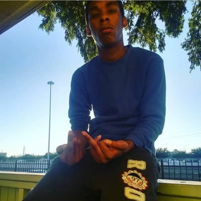 wassup yell l lm a rapper and I like making music with after people and I like going out with friends and going to party sometimes and turn up