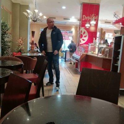 dogenik's profile picture. Przedsiębiorca