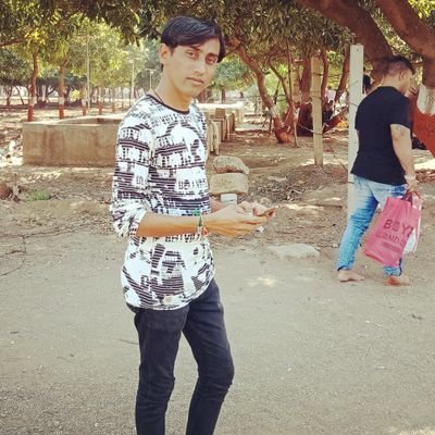 DubariyaNavneet's profile picture. 