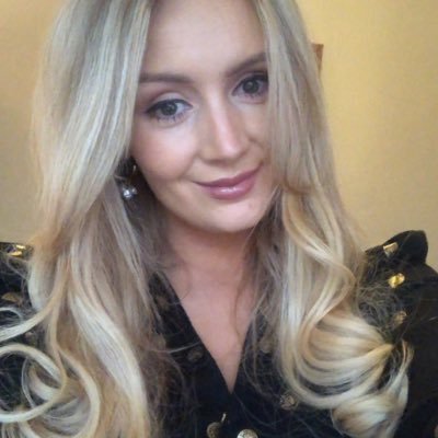 MissAlexSheehan's profile picture. Exec Director @Wachsman_ Interested in tech, politics, and a healthy dash of trash tv