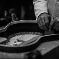 Luthier Daniel Gil de Avalle(@Gil_de_Avalle) 's Twitter Profile Photo