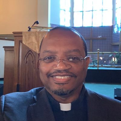 Police Chaplain assigned to the East St Louis Police Department of East St Louis, IL. Maintainer of @ESLPDC. Associate Pastor at @MSMBCESTL