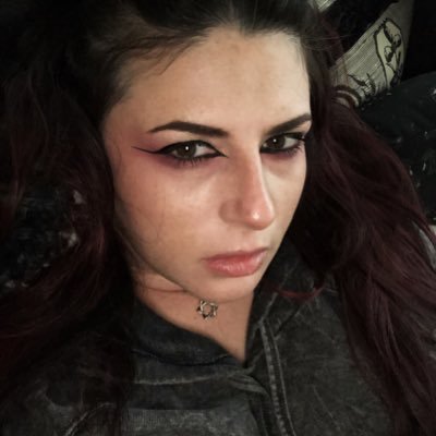 rebecafain's profile picture. when the going gets weird, the weird turn pro.