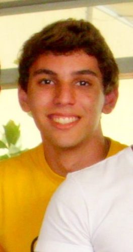Um dia, quando menos se espera, a gente se supera. E chega mais perto de ser quem na verdade a gente é!