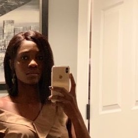 Kinkysheabutte's profile picture. Black is beautiful, black is gold 🍫 #F is LOVE 💕💕  Trilingue 🗣