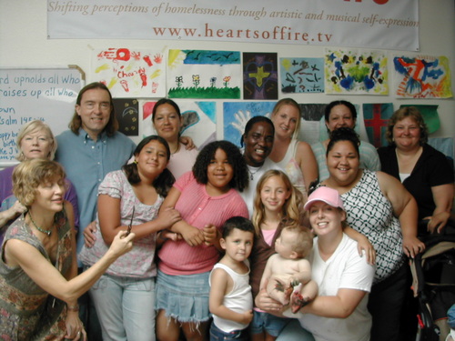 Empowering people without homes through artistic self-expression