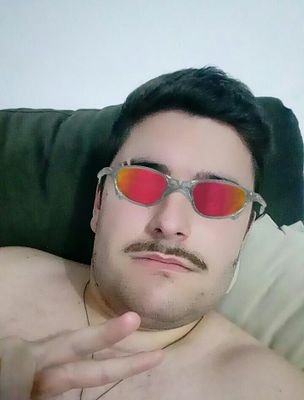 Twitter dedicado ao Felipe Cervo, vulgo Miidd. Não leve nada a serio. Isso foi criado para alegrar os momentos vividos entre amigos. Aproveite para rir!