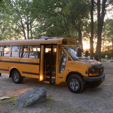 Location de skoolie au Quebec