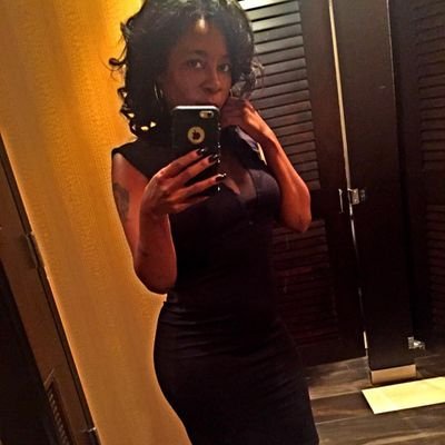 iheartrealty_'s profile picture. 