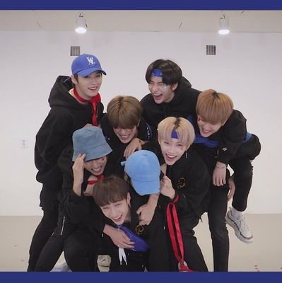 armystay001's profile picture. 