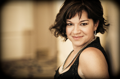 daniellejredner's profile picture. favourite words: pastry, boondoggle, calithumpian, meow, spool, steel, aeolian.