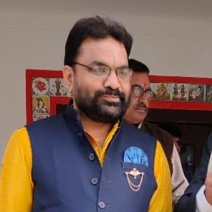 *ज़िन्दगी में कुछ दोस्ती नादानों से भी ज़रूर रखना,*
*क्योंकि जरुरत पड़ने पर समझदार लोग अक्सर व्यस्त रहते हैं।*
🚩जय हिंद... 🚩जय भारत...