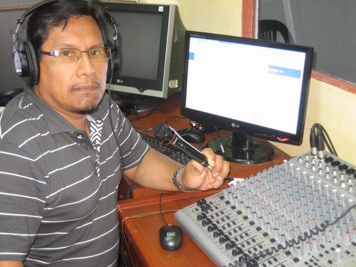 Periodista Radial- Locutor profesional