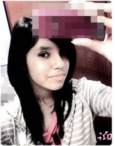 What about me? Well, I'm an independent girl who has put her feets on the Earth. I am realistic, and I just want live the day best posible :)