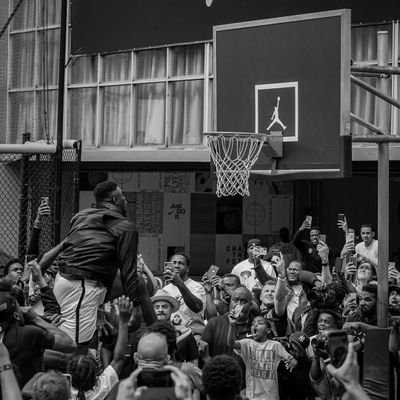 Papa de 4 enfants 👦🏼👧🏼👦🏻👶🏼 dont un petit Ethan #sourd et #autiste 
fan de basket #euroleague et #nba, coach et joueur de basket