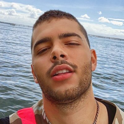 felipecomenta_'s profile picture. conta reserva