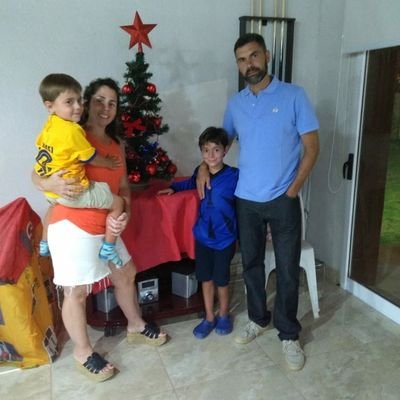 LICENCIADO EN EDUCACIÓN FÍSICA (UNIVERSIDAD FASTA). -P.FISICO (757). P.FÍSICO DEP. ACÍCLICOS (UNIV. FAVALORO)- DIPLOMADO EN MUSCULACIÓN (757)