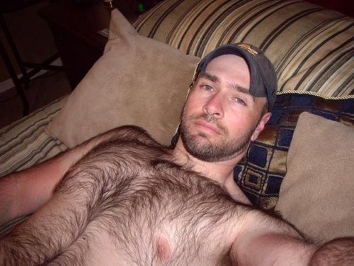 Chest_hairy's profile picture. Im hairy