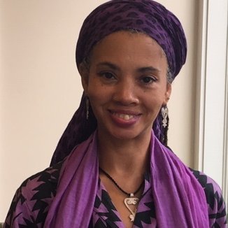 Radiant Jasmin is a multi-media visual & performance artist. Her mediums are jewelry making, painting, face painting, singing, poetry, dance & playing the harp.