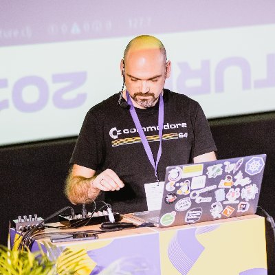 Piotr Jagielski Profile
