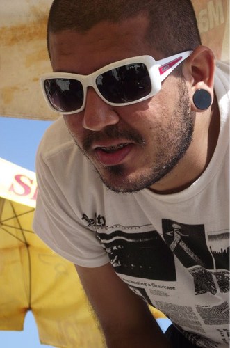 _leonardo_costa's profile picture. Professor de História, atleta de INLINE AGRESSIVE e vocalista da ADRENALINE.