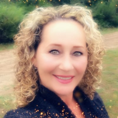 ByColinde's profile picture. Treasures by Colinde - unique handmade jewelry.