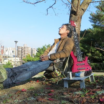 福岡と東京でベース弾いています🎸演奏依頼ヘルプお気軽に連絡ください。Jazz,Fusion,ラテン,戦前戦後歌謡90年代ゲームミュージック, 70-80年代特撮ソング,人形が大好きです,初期SDナナめぐDD初音ミク,ジェニー,ねんどろいど,MSX2,X68000 ,スーパーカブ50,花(旧名まどり)