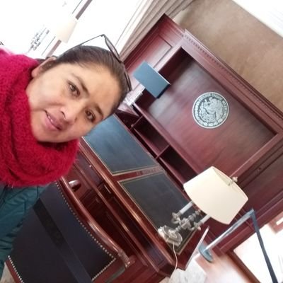 yramvaz05's profile picture. 