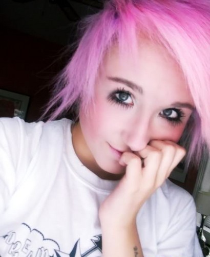 samantharomance's profile picture. i am sam, sam i am. i love HIM, mcr, bvb, a7x, lots more. kat von d & taylor momsen are my inspiration. killjoys make some noise.