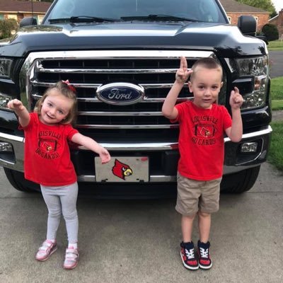 J_Thomas_11's profile picture. Family / Country / UofL #L1C4 #CCBM #USA