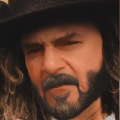 Carlosureta12's profile picture. Nunca desfallecer ante nada.