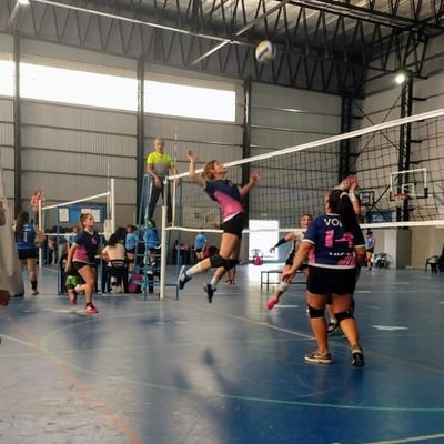 antonelacho's profile picture. Voleyball player, de la Academia 🎓💙🤍💙🤍