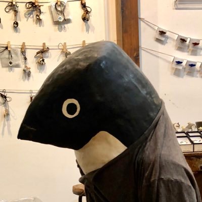 「なかじまともゆき」のペンギンアカウントです。ペンギンクラフトイベント「ペンコロ」「人鳥兄弟」など情報もお知らせしてまいります。ペンギン以外の中島知之うつわ情報に関しましてはコッチで→@tomonakazima