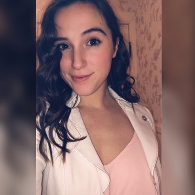 taylor_dunster's profile picture. Rivier '20 4.20.17 Roll Suzies💚