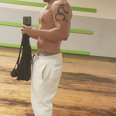 quick1418's profile picture. comics, tattoos, sports