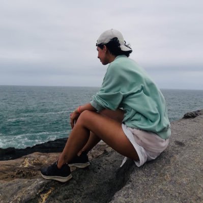 sritahereje's profile picture. Niña de pelo raro. Más deseante que deseable. #UXResearch Escribo sobre #tendencias. Sock lover.