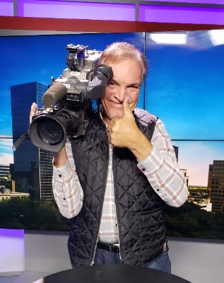 Was cameraman for CTV,39 years...loving retirement...time to work on 43 year music https://t.co/DY7ysgzRi7 more getting up at 4am for Morning Show shift...loving life..