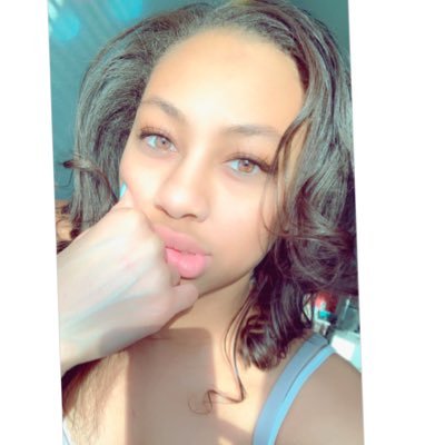 _BabyGabie_'s profile picture. |WNHS '13| |UofL '18| 614🏡"Accept what you can't change-change what you cant accept "        Instagram: _BabyGabie_