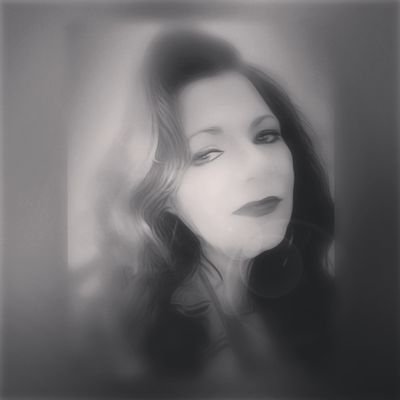 I'm fun loving and enjoy connecting with others