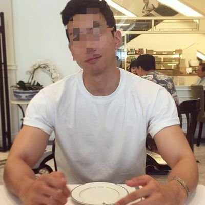 Leojj2018's profile picture. 🔞版內軟蕊猥褻內容點選追縱或查看，貼文視同已到法定年齡並同意進入網站🔞 不私傳臉照，看現場。 173 69 26， #單男 #雙性 #開發直男 #邊緣射精 #襪控 你能挑戰就來。