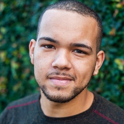 Engenheiro, Gremista, amante de musica eletrônica e gamer!